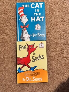 Dr. Seuss Fox in Socks Hardcover - Red Fox with Blue Socks on Yellow Cover